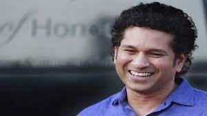 मास्टर ब्लास्टर सचिन आज मना रहे अपना 50वां जन्मदिन,फैंस ने दी दुआएं 