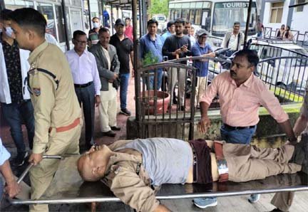 बिग ब्रेकिंगः देवभूमि में करंट फैलने से 15 की मौत की आशंका! कई लोग सुलझे