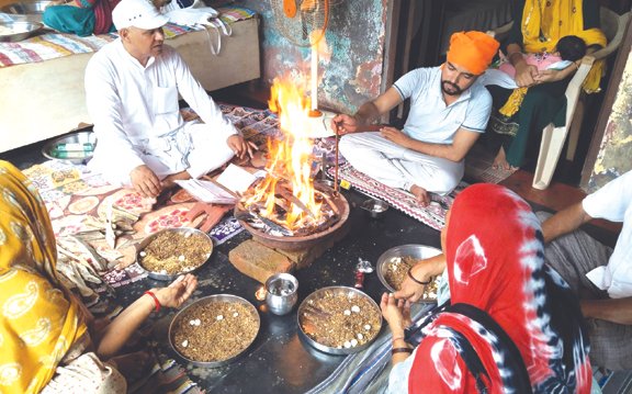 वैदिक शिक्षा, पर्यावरण और जैविक खेती ही जीवन के आधारः रामपाल