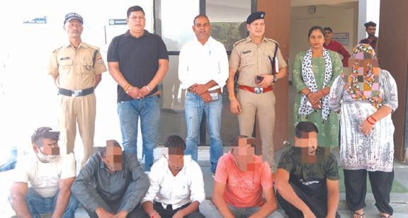 बड़ी खबरः दो नाबालिक लड़कियों का कर रहे थे सौदा, महिला सहित 05 दलाल गिरफ्तार