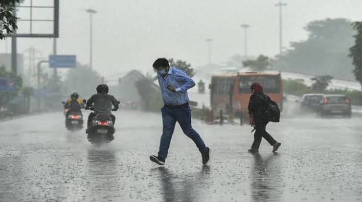 उत्तराखंड में तीन दिन तक अधिकतर जिलों में हल्की बारिश की चेतावनी, पर्वतीय जिलों में यलो अलर्ट