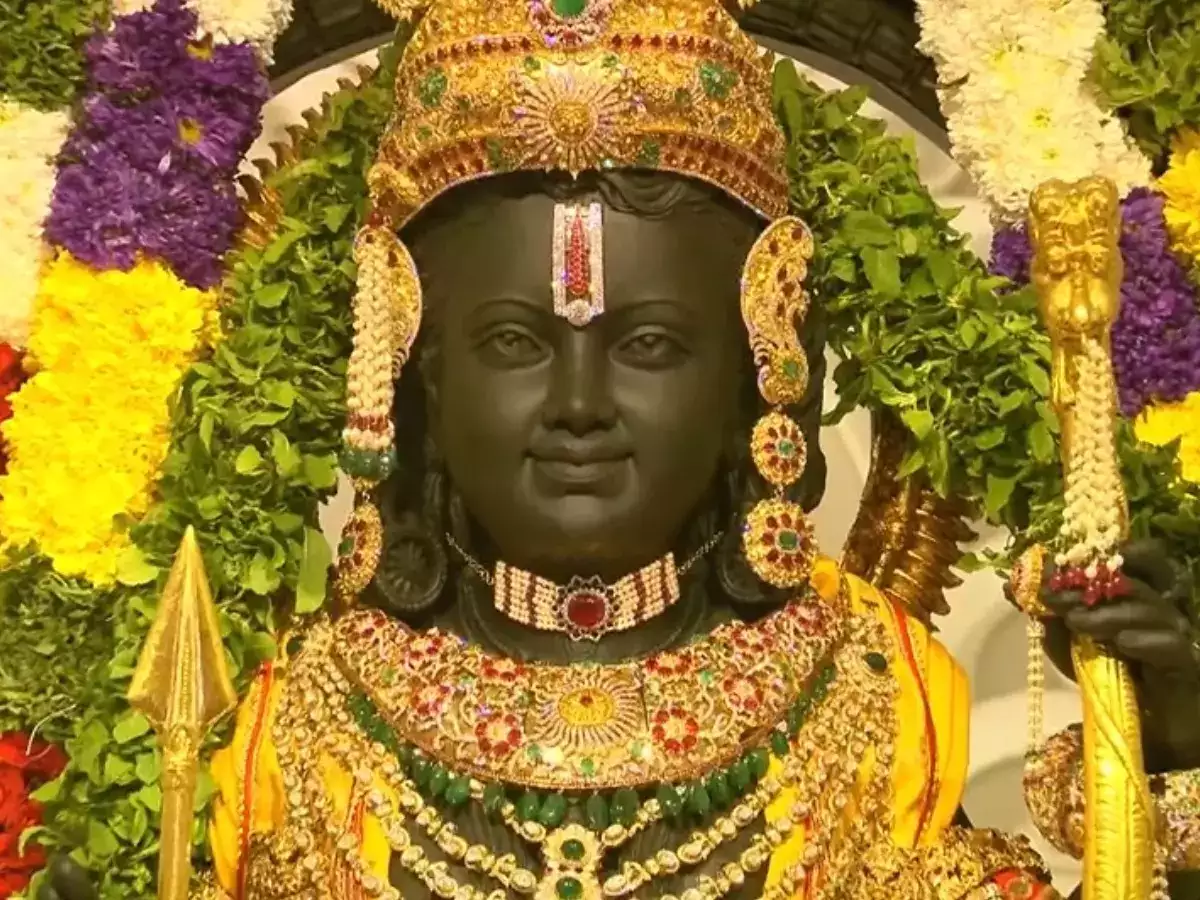 भक्तों का लगातार लगा है अयोध्या राम मंदिर में ताता