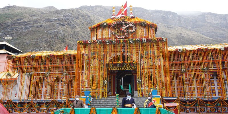 श्री बदरीनाथ धाम के कपाट खुलने की तिथि बसंत पंचमी को नरेंद्रनगर राजमहल में तय होगी।