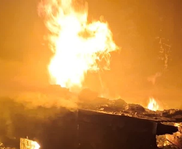 फायर ब्रिगेड ने बुझाई विकराल आग