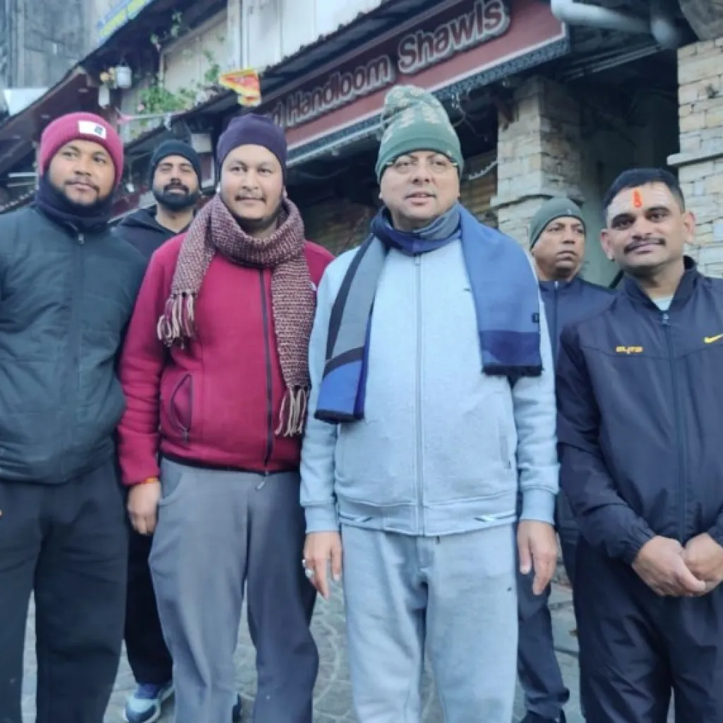 मुख्यमंत्री धामी ने नैनीताल में जनता से मुलाकात
